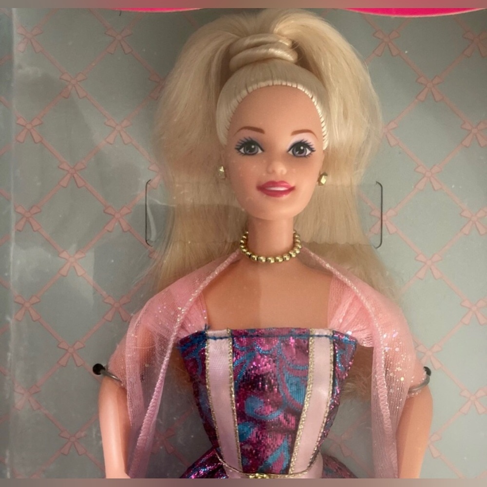 NEW! VINTAGE 1997 “Fantasy Ball” Barbie Doll (Kay Bee Special Edition) - Picture 2 of 6